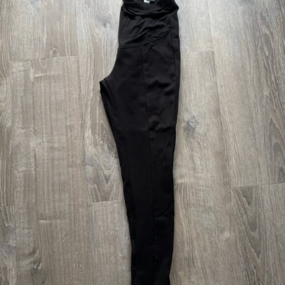 NWOT Seraphine Cigarette Style Maternity Pants - size 4 - Picture 9 of 9